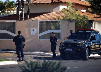 Brezilya: Eski devlet başkanı Bolsonaro'nun evine 'aşı' baskını, iki yardımcısı gözaltında