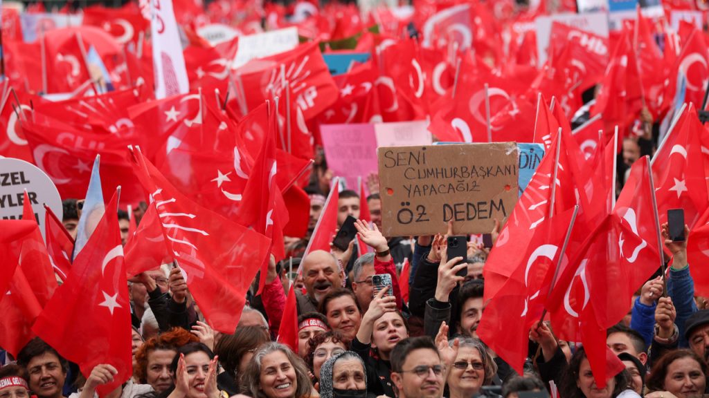 CHP'de Onursal Adıgüzel’in yerine getirilen isim belli oldu