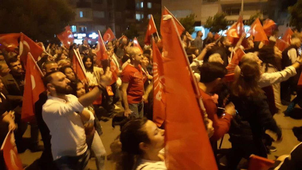 CHP'den İzmir'de yürüyüş: Bay Kemal'in sözü ile yürüyoruz