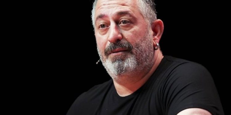 Cem Yılmaz: Sürpriz ! 2. turda oyum Kemal başkana