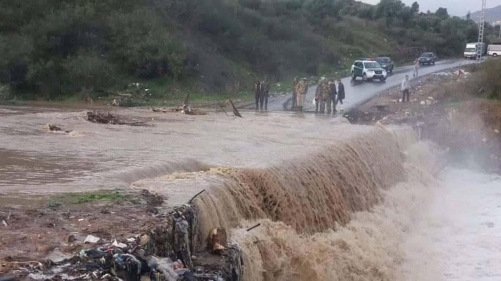 Cezayir'de kuraklığın ardından sel: Üç kişi öldü