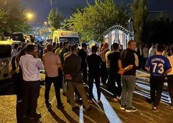 Cizre'de Gelecek Partisi yöneticisinin 15 yaşındaki oğlu vurularak öldürüldü