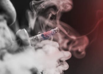 Çok geç diye düşünmeyin! Sigarayı bu yaşlarda bırakmak ömrü 10 yıl uzatıyor