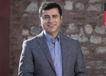 Demirtaş, gençlere seslendi: Nasıl oy kullanılacağını, tüm detaylarıyla mutlaka anlatın