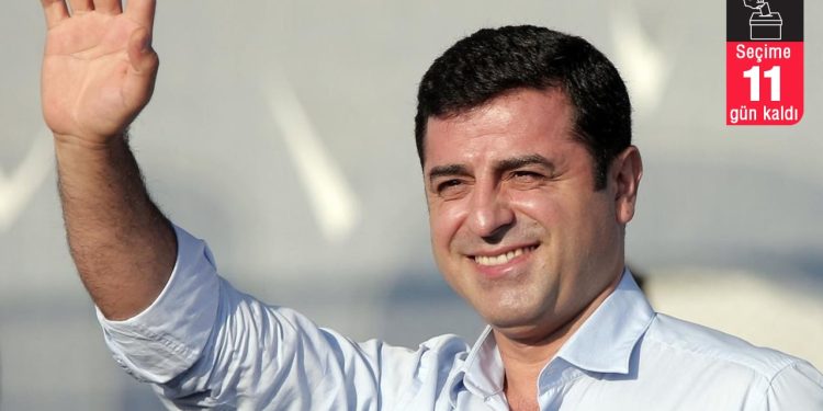 Demirtaş hashtag açtı: 'Benim oyum sizedir, Sayın #CumhurbalşkanıKılıçdaroğlu'