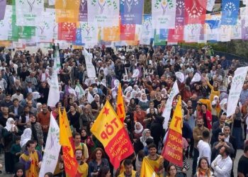 Denizli’de halk buluşması: Abbas yolcu, güle güle Erdoğan