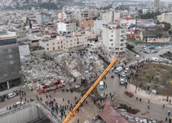Deprem bölgesinde vakıf mülklerinde üç ay kira alınmayacak
