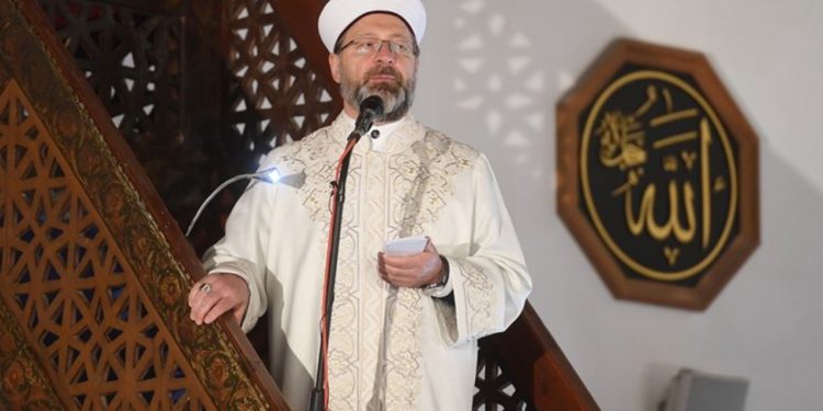 Diyanet, AKP'nin seçim propagandasını Cuma Hutbesi'ne taşıdı