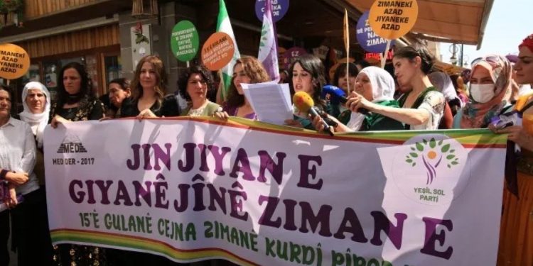 Diyarbakır’da Kürt Dil Bayramı şöleni: Dil Kürtler için varlık yokluk nedenidir