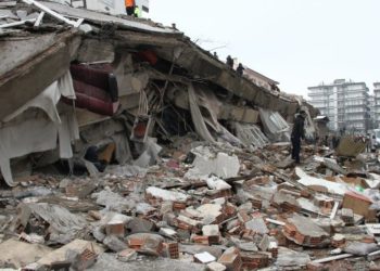 Diyarbakır'da iş insanlarından '+1 Çalıştırıyoruz' kampanyası