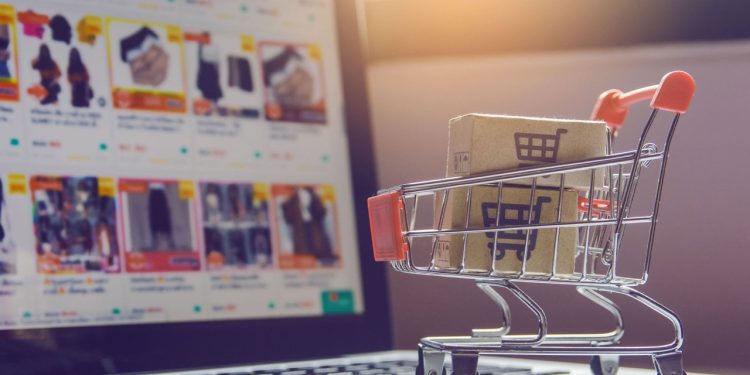 E-ticaret yönetmeliği Danıştay'dan döndü