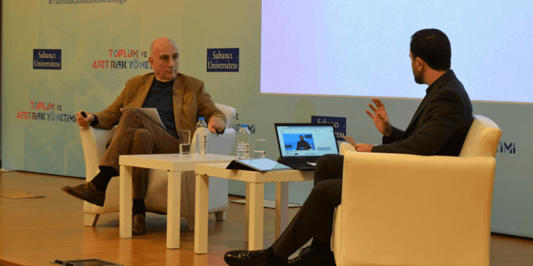 Ekonomist Mahfi Eğilmez: Türkiye’ye depremlerin direkt ve dolaylı maliyeti 150 milyar dolara kadar gidebilir