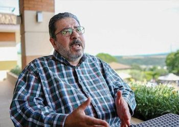 Engin Ardıç öldü