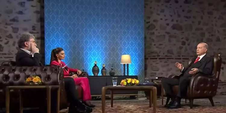 Erdoğan'dan 'Akil İnsanlar' yorumu: 'Ne kadar entel dantel varsa davet ettik'