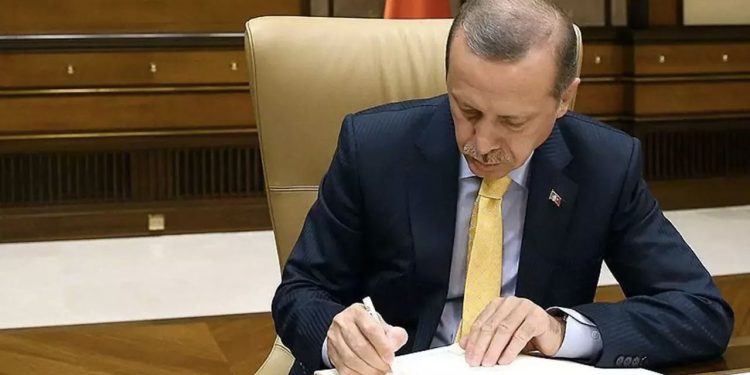 Erdoğan'dan seçim öncesi SEDDK kararnamesi: İki yıllık maaş garantisi
