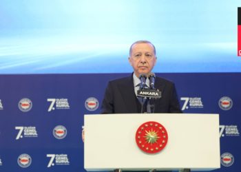 Erdoğan'ın 'CHP 1999 depreminde ortada yoktu' sözlerine Özgür Özel'den sert tepki