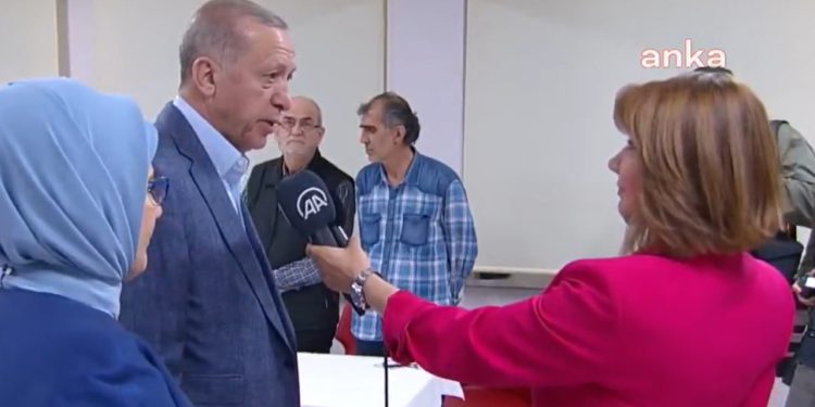 Erdoğan'ın oy kullandığı sınıfa sadece AA ve TRT alındı