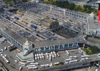 Esenler otogarında seçim hareketliliği: Ek seferler konuldu