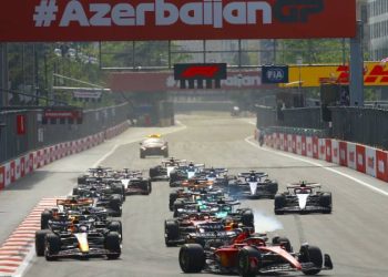 F1 Azerbaycan Grand Prix'sinde kazanan Perez