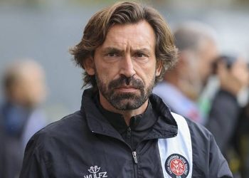 Spor Toto Süper Lig ekiplerinden VavaCars Fatih Karagümrük, teknik direktör Andrea Pirlo ile yollarını ayırdıklarını açıkladı.