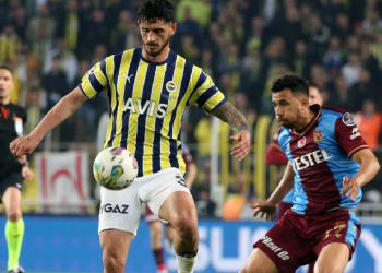 Fenerbahçe'den TFF'ye Samet Akaydin tepkisi: Trabzonsporlu oyuncuya tükürdüğü gerekçesiyle PFDK'ye sevk edilmişti