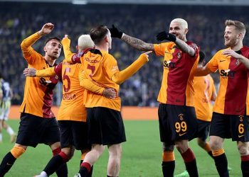 Galatasaray, şampiyonluk için sahaya çıkıyor