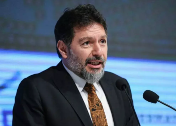 Hakan Atilla: Demek ki 'kahramanlığımız' birilerinin işine gelmiyor, kaçacak olsam Kıbrıs'a gitmem