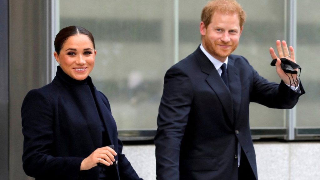 Harry ve Meghan'a paparazzi takibi İngiltere kamuoyunu böldü