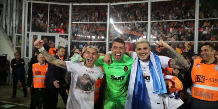 Hezimet sezonundan şampiyonluğa giden 12 ayın öyküsü