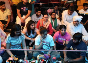 Hint kadın güreşçiler madalyalarını geri vermek istiyor: “Taciz iddiaları bulunan federasyon başkanı soruşturulmalı”