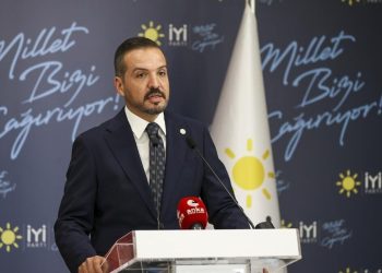 İYİ Parti'den YÖK ve üniversitelere çağrı: İkinci tur seçimi için sınavları erteleme veya çevrimiçi yapılmalı