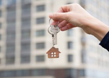 İlanı yayınlayan site de suçlu bulundu: 'Bekâra ev yok' ilanına para cezası