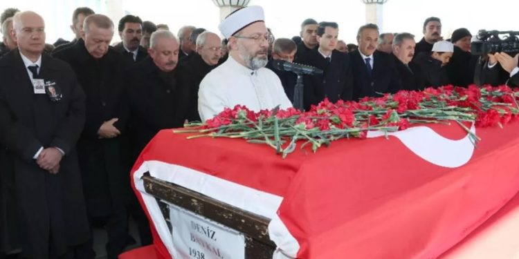 İmamoğlu ilk kez anlattı: ‘Cumhurbaşkanı’nın oğlu için cemaati 35 dakika beklettiler’