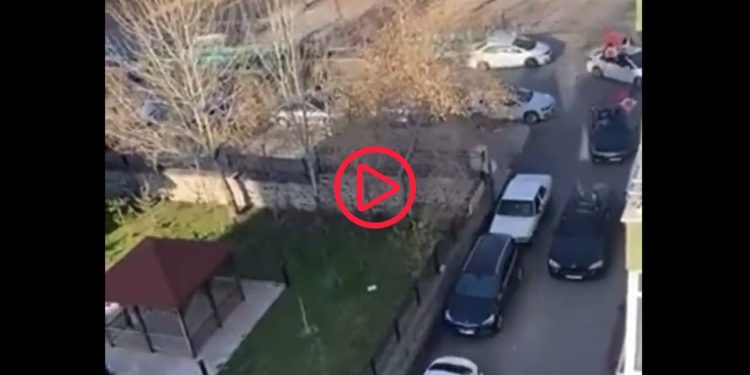 İmamoğlu mitingi saldırısının ardından Erzurum'da tekbirler eşliğinde konvoy yapıldı