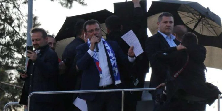 İmamoğlu'na saldırıyla ilgili gözaltına alınan 15 şüpheli serbest bırakıldı