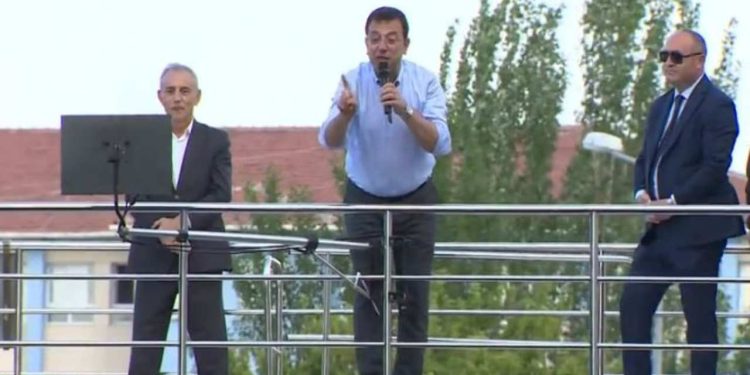 İmamoğlu'ndan Erdoğan'a "montaj" tepkisi: Hiçbir devlet insanı  bu ülkeye bu kadar utanılacak bir an yaşatmamıştır
