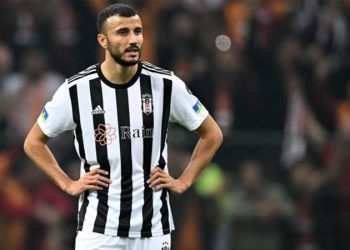 İngiliz kulüplerinin gözü Romain Saiss'de