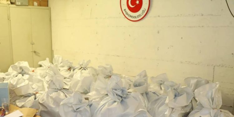 İngiltere'deki oy pusulaları Türkiye'ye gönderildi