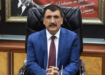 'İnsanlar azdı deprem oldu' diyen AKP'li başkan hakkında suç duyurusu