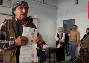 İstanbul Barosu'ndan 'saat 17:00' açıklaması: Sandık kapandığında kuyrukta kalanlar nasıl oy kullanabilecek?