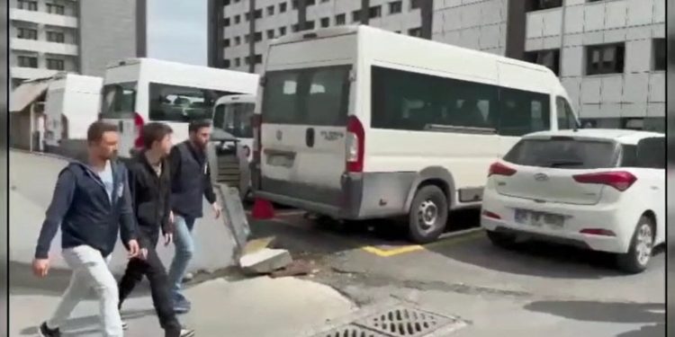 İstanbul'da sosyal medya operasyonu