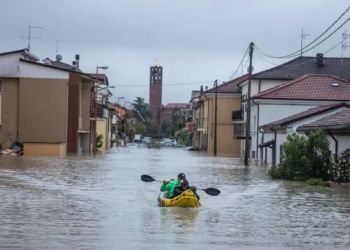 İtalya'da sel felaketinde 3 kişi hayatını kaybetti
