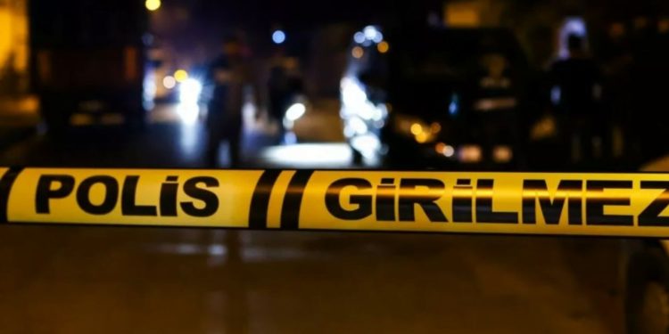 İzmir'de bıçaklı kavga: Bir kişi öldü dört kişi gözaltına alındı