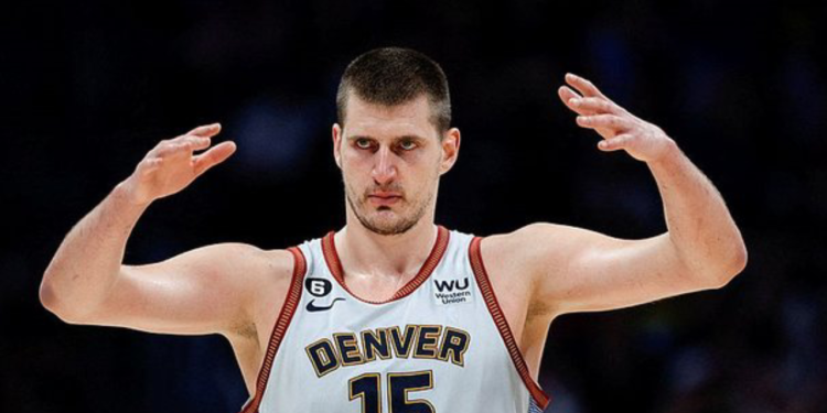 Jokic 'triple double' yaptı, Nuggets seride 3-2 öne geçti