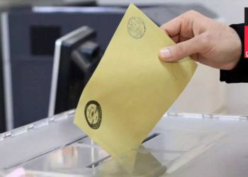 KKTC'deki oy pusulaları Türkiye'ye gönderildi