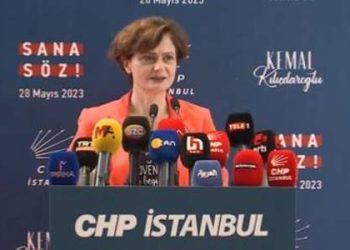 CHP İstanbul İl Başkanı Canan Kaftancıoğlu, sandıkların kapanmasına 15 dakika kala açıklama yaptı.