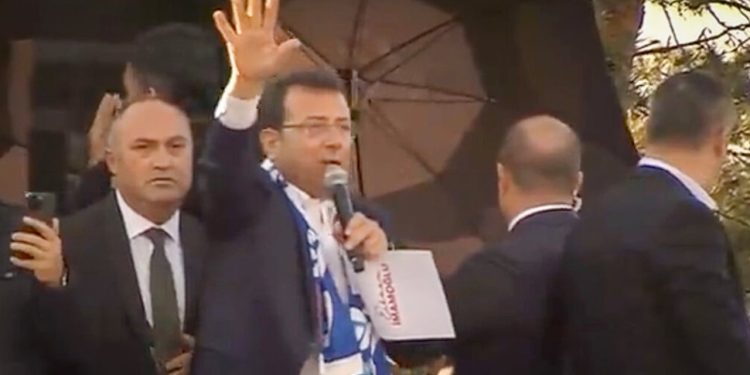 Kaftancıoğlu'ndan havalimanına çağrı: Sağduyuyla provokasyonları boşa çıkaracağız