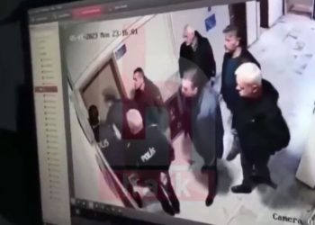 Karaman AKP İl Gençlik Kolları Başkanı, karakolda polis amirine tokat attı