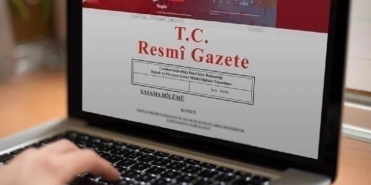 Kaybetme korkusu sardı: Yandaş bürokratlara Erdoğan'dan iki yıllık kıyak