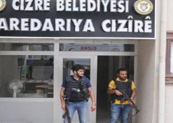 Kayyım belediye binasını üçüncü kez satışa çıkardı
